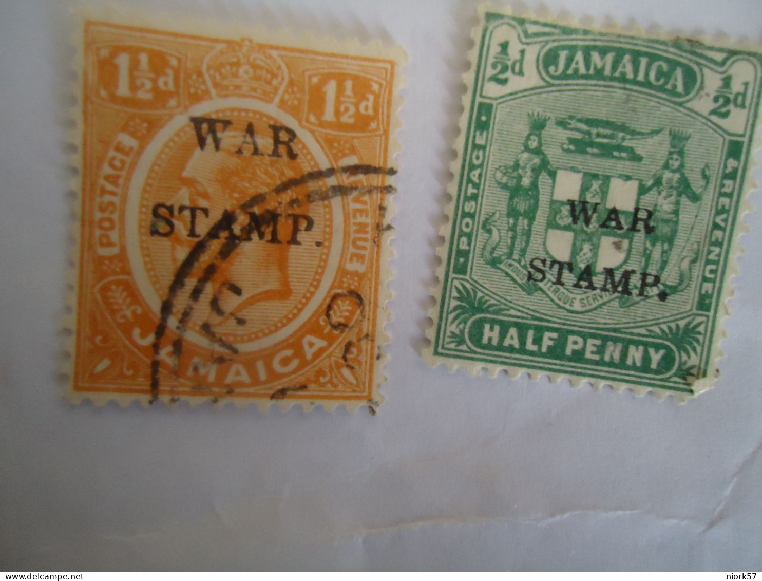 JAMAICA USED 2 STAMPS OVERPRINT  WAR STAMPS - Jamaica (1962-...)