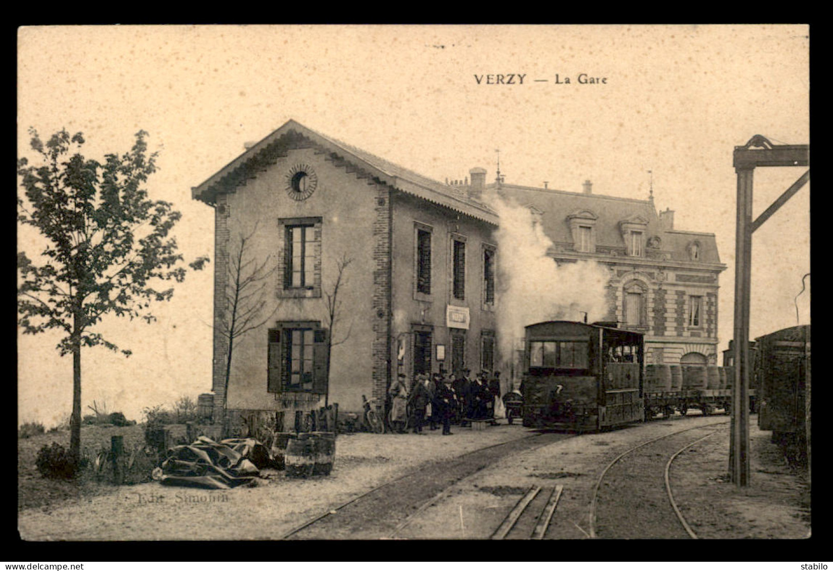 51 - VERZY - TRAIN EN GARE DE CHEMIN DE FER - C.B.R. - Verzy