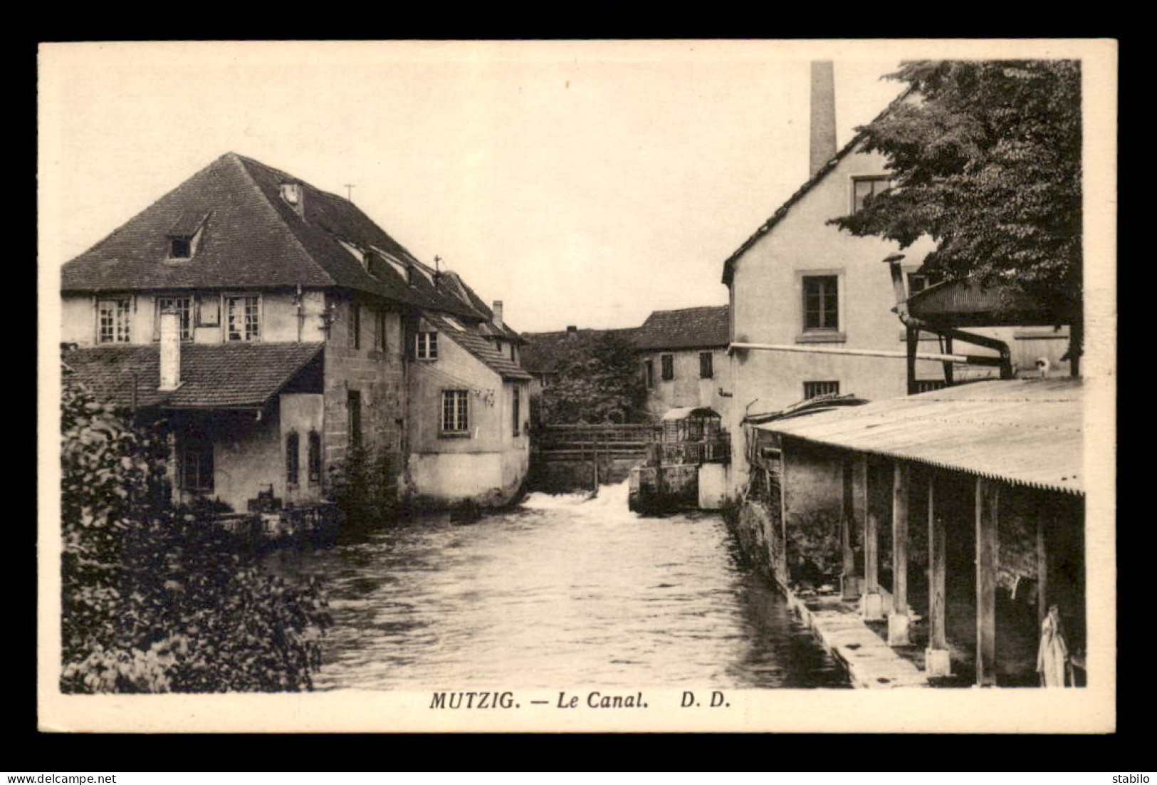 67 - MUTZIG - LE CANAL - LAVOIR - Mutzig