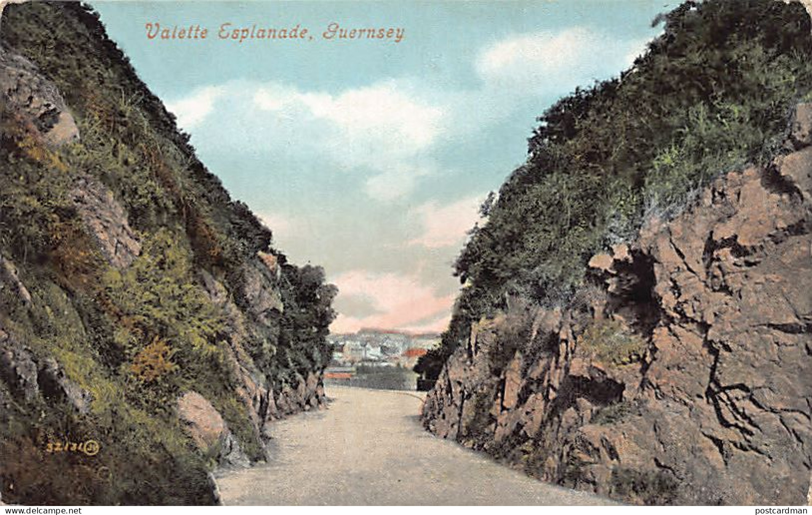 Guernsey - Valette Esplanade - Publ. Valentiens Series  - Guernsey