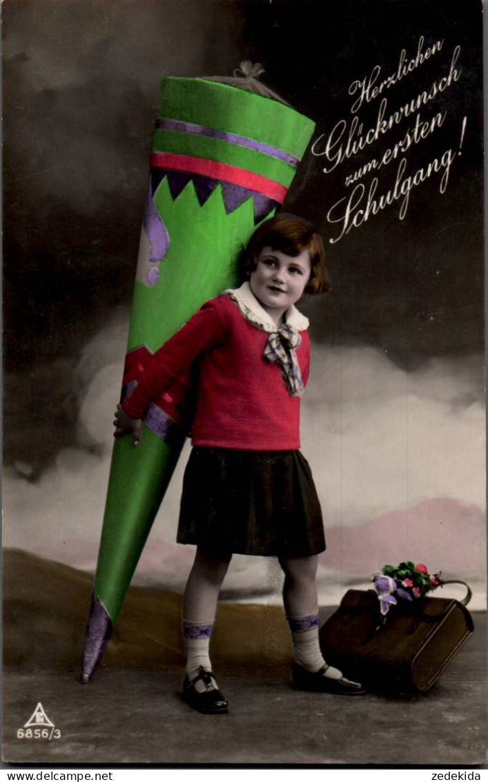 F5667 - Hübsches Kleines Mädchen Mit Riesen Zuckertüte - Glückwunschkarte Schulanfang Coloriert - Eerste Schooldag