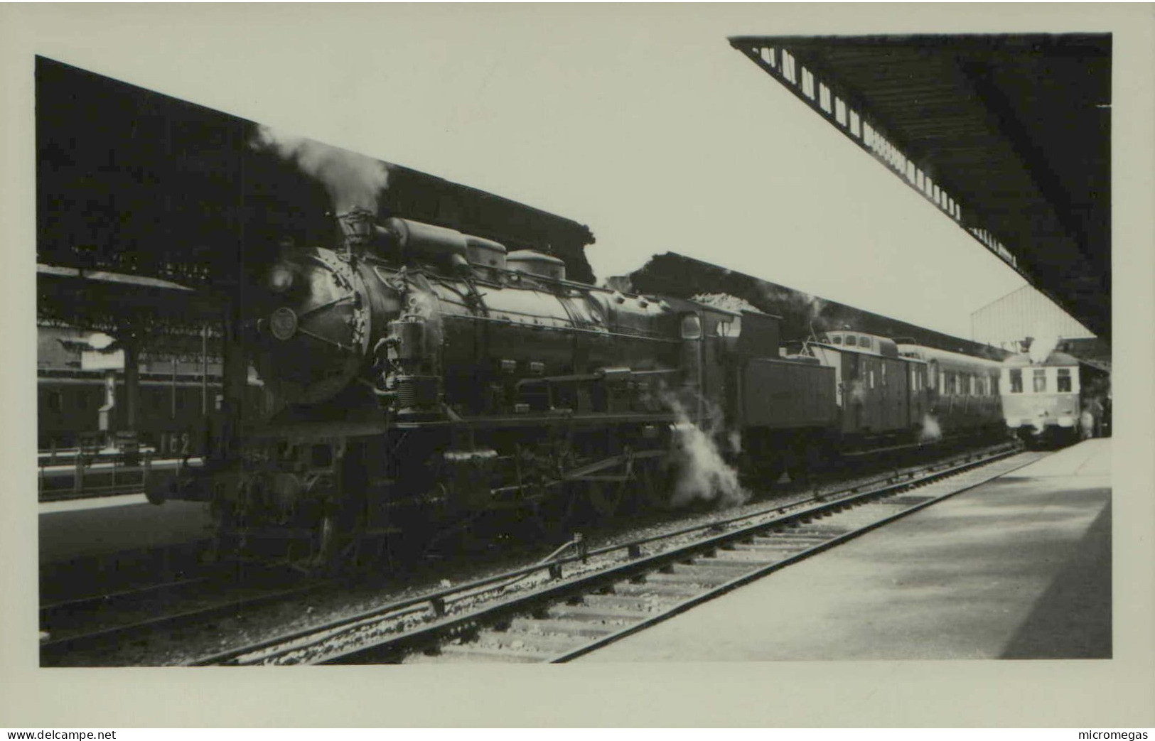 Reproduction - Liège - Locomotive 454 (jusqu'à La Frontière) + Tr. 182 Vers Paris - Treni