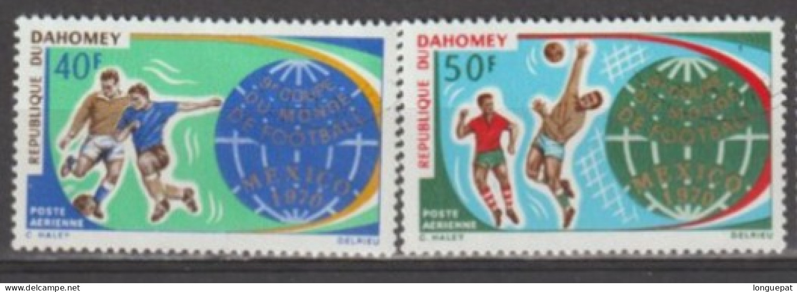 DAHOMEY - Football - Coupe Du Monde Au Mexique : Dribble, Arrêt Du Gardien - Benin – Dahomey (1960-...)