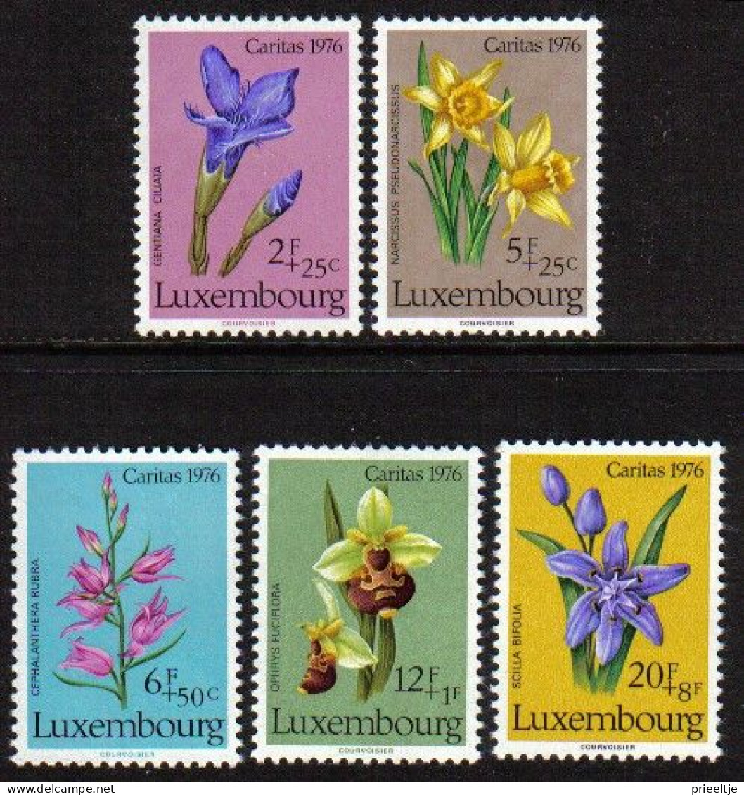 Luxemburg 1976 Flowers  Y.T. 886/890  ** - Unused Stamps