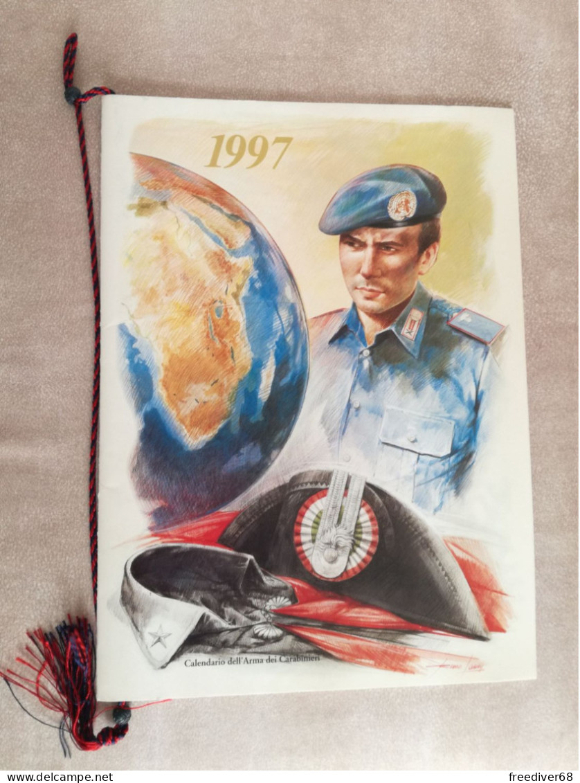 CARABINIERI Calendario 1997 MISSIONI ALL'ESTERO Iraq Somalia Jugoslavia Libano Albania Cina Sarajevo Mostar Folgore - Grand Format : 1991-00