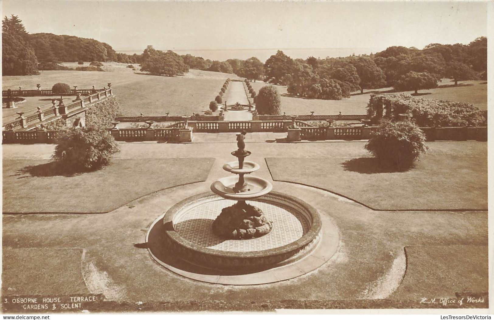 ROYAUME-UNI - Osborne House Terrace - Gardens & Solent - Vue Générale - Carte Postale Ancienne - Cowes