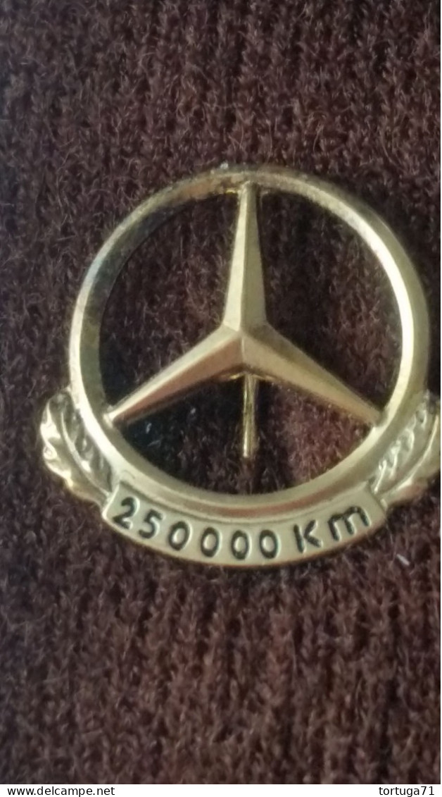 Mercedes Benz 250000 KM Anstecknadel - Mercedes