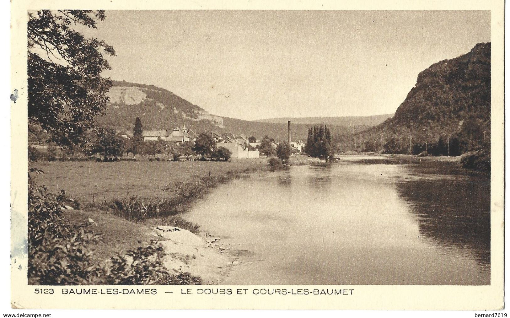 25  Baume Les Dames -  Le Doubs Et Cours Les Baumet - Baume Les Dames