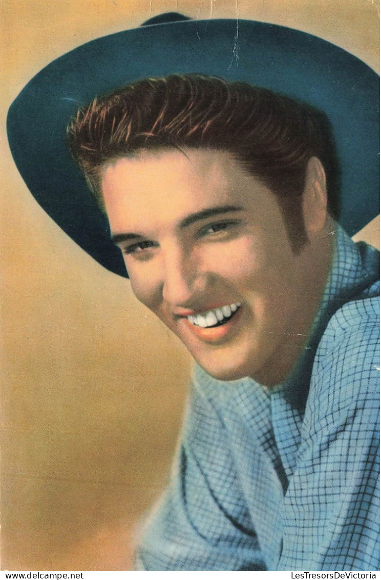 CELEBRITES - Elvis Presley In Love Me Tender- Colorisé - Carte Postale Ancienne - Sänger Und Musikanten