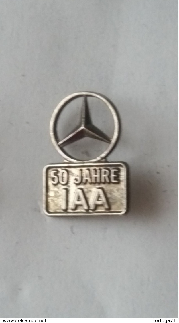 Mercedes Benz Anstecknadel 50 Jahre IAA - Mercedes