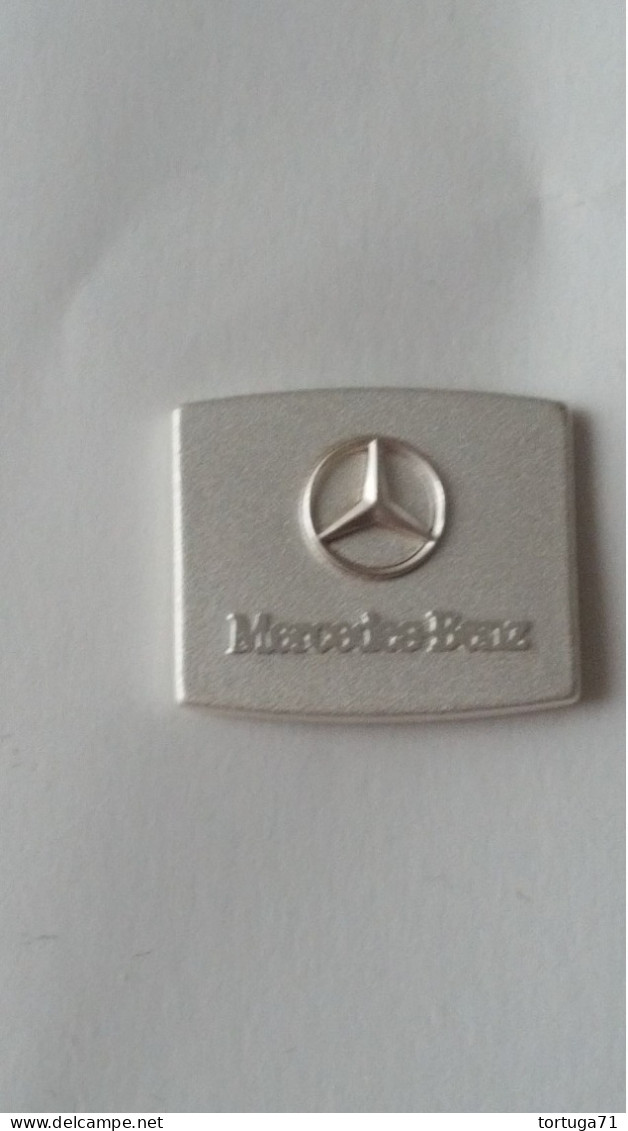 Mercedes Benz Ansteckknopf Pin - Mercedes