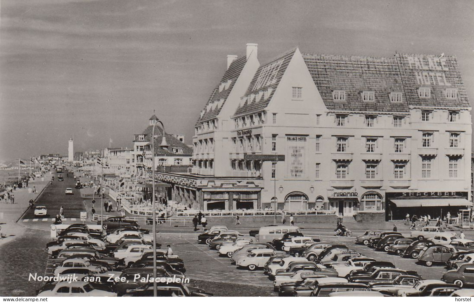 Netherland - Noordwijk Aan  Zee - Palaceplein - Cars - VW Käfer - VW Bus - Opel Rekord P1 - DKW - Noordwijk (aan Zee)