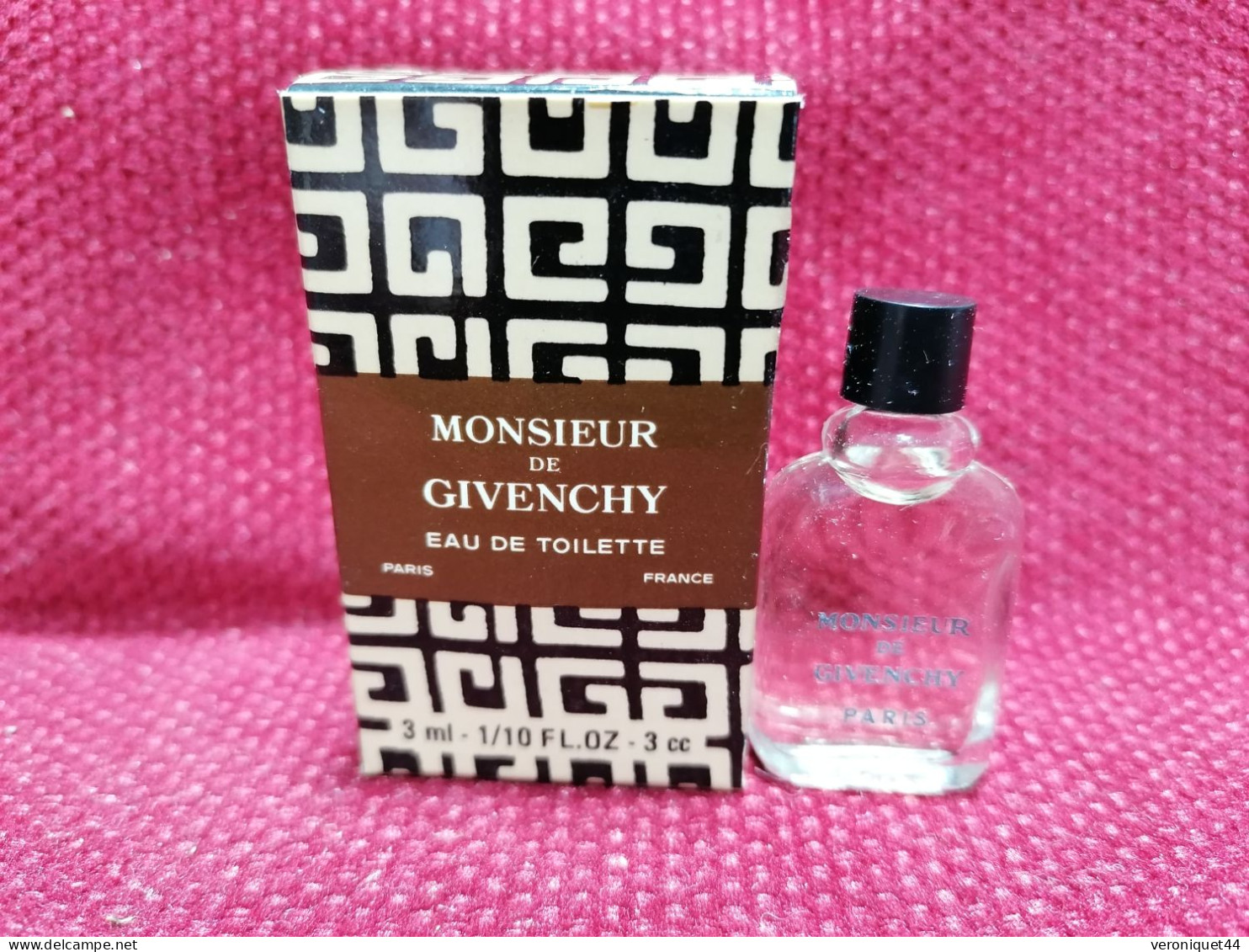Monsieur De Givenchy EDT Miniature 3 ML - Miniatures Men's Fragrances (in Box)