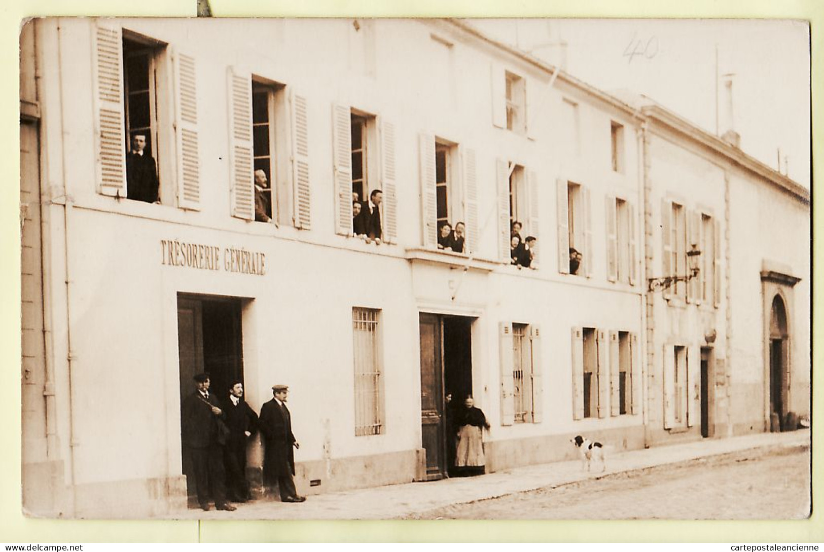 29364 / ⭐ Carte-Photo à Localiser Banque TRESORERIE GENERALE Personnel Aux Fenêtres Façade Rue Banque 1920s - Banks