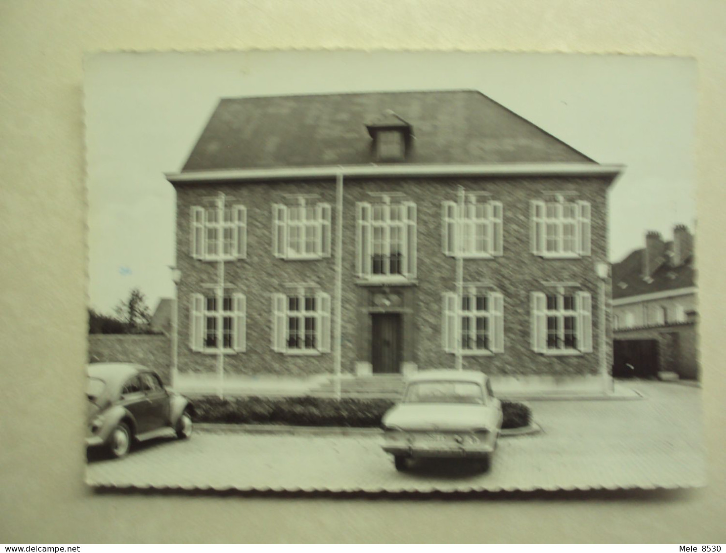 51128 - BAZEL - GEMEENTEHUIS - ZIE 2 FOTO'S - Kruibeke