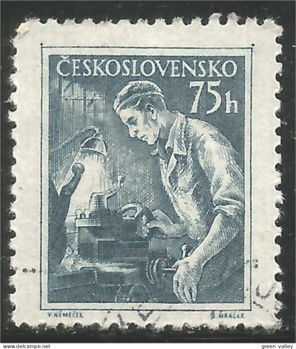 290 Czechoslovakia Lathe Worker Employé Usine (CZE-354b) - Columbiformes