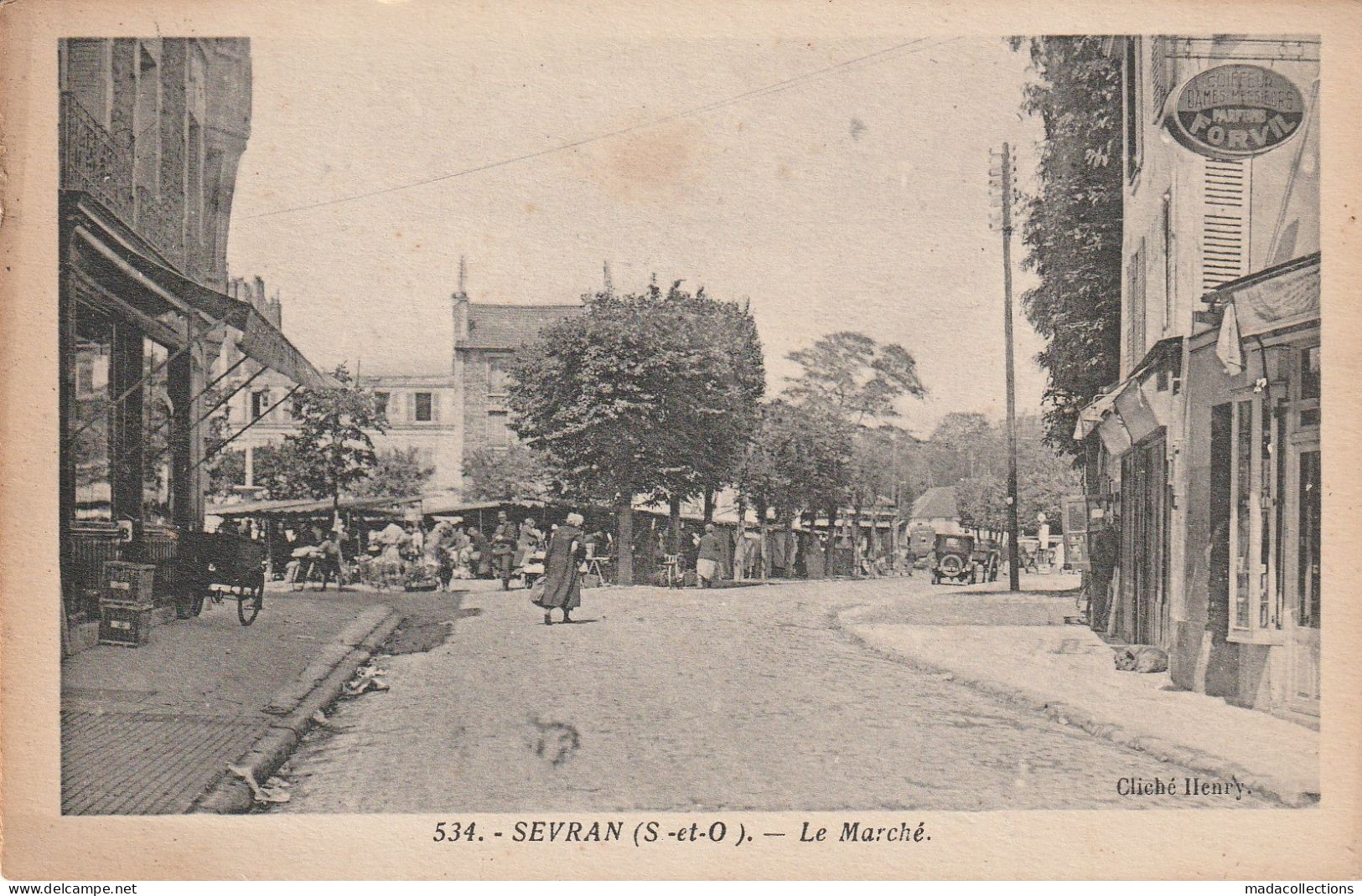 Sevran (93 - Seine Saint Denis) Le Marché - Sevran