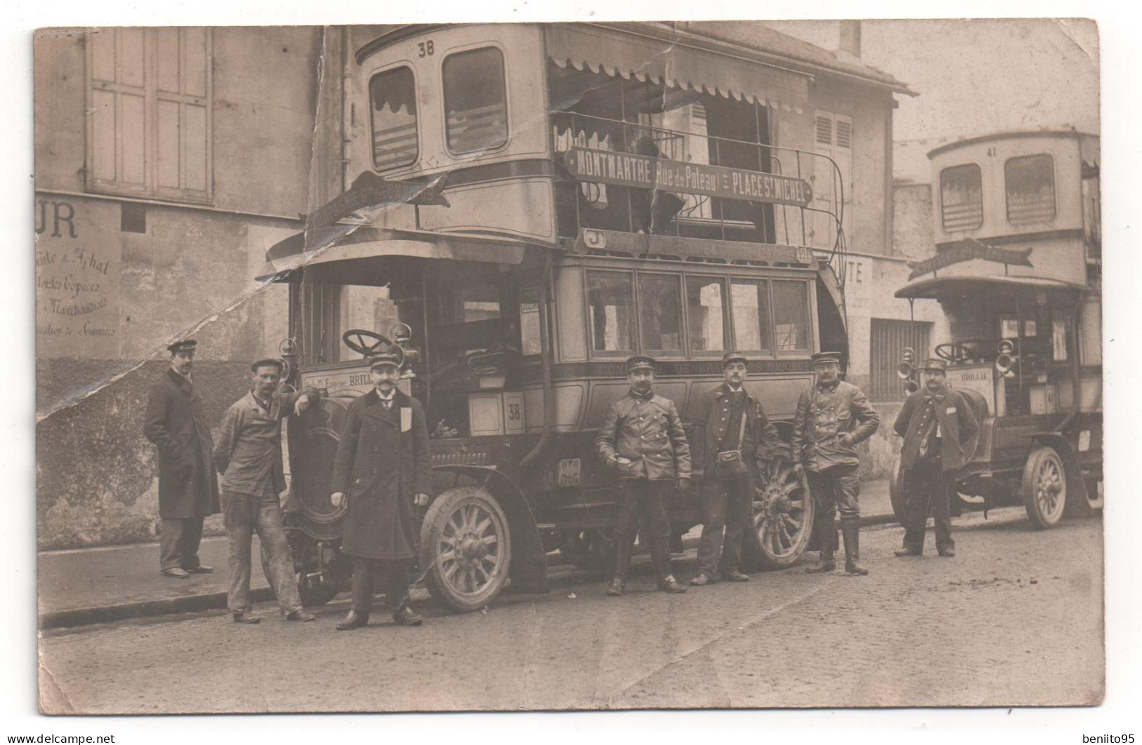 CARTE - PHOTO D'un AUTOBUS De La Ligne Montmartre-St Michel (belle Animation!!). - Public Transport (surface)