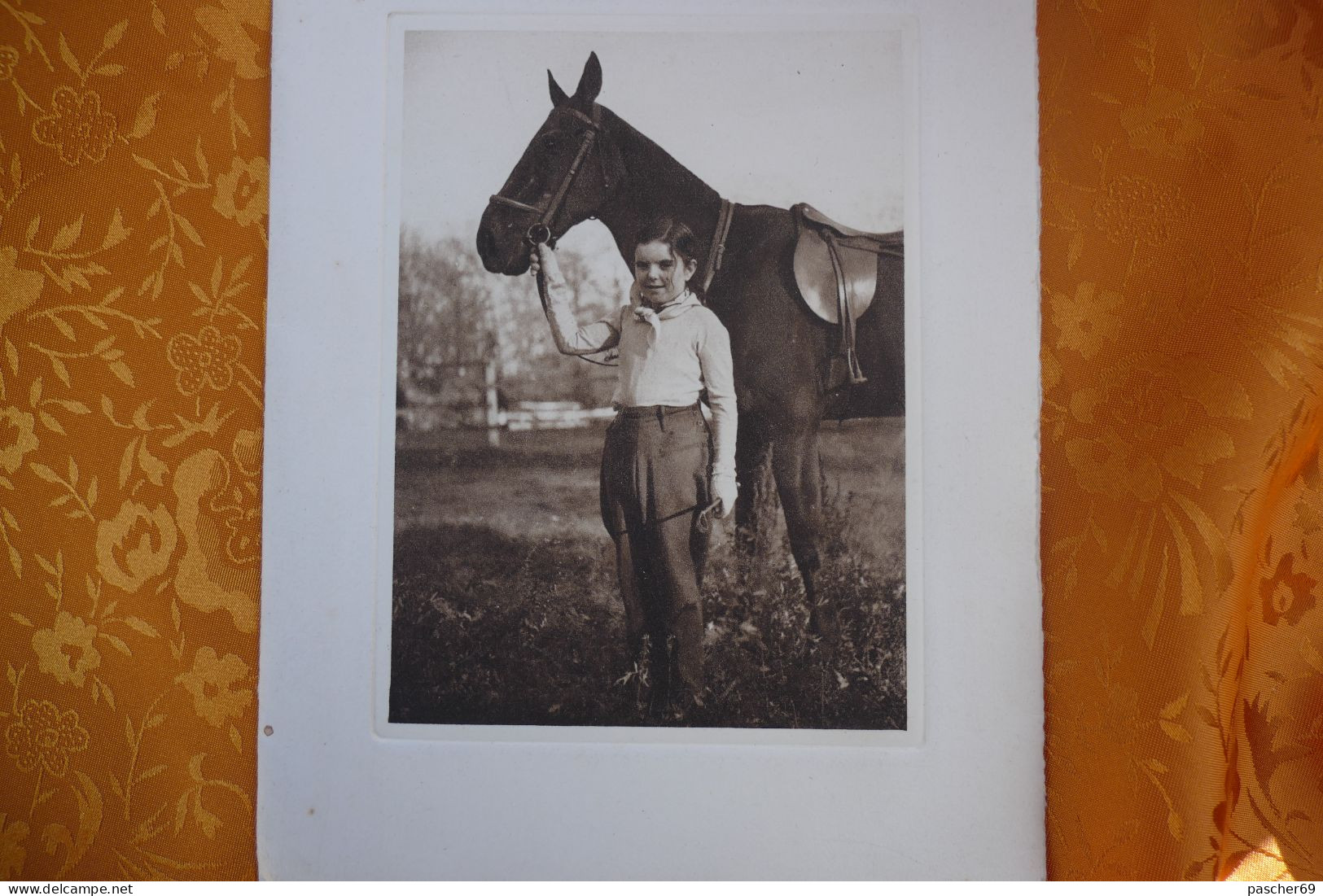 Carte Photo Afin De Souhaiter Un Joyeux Noël    / BZ 122R - Andere & Zonder Classificatie