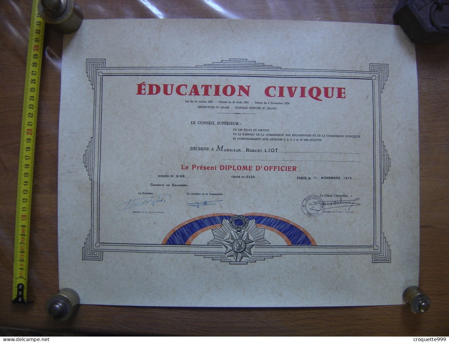 Diplome D'Officier Education Civique Paris 11 Novembre 1972 France POLITIQUE - Diplomi E Pagelle