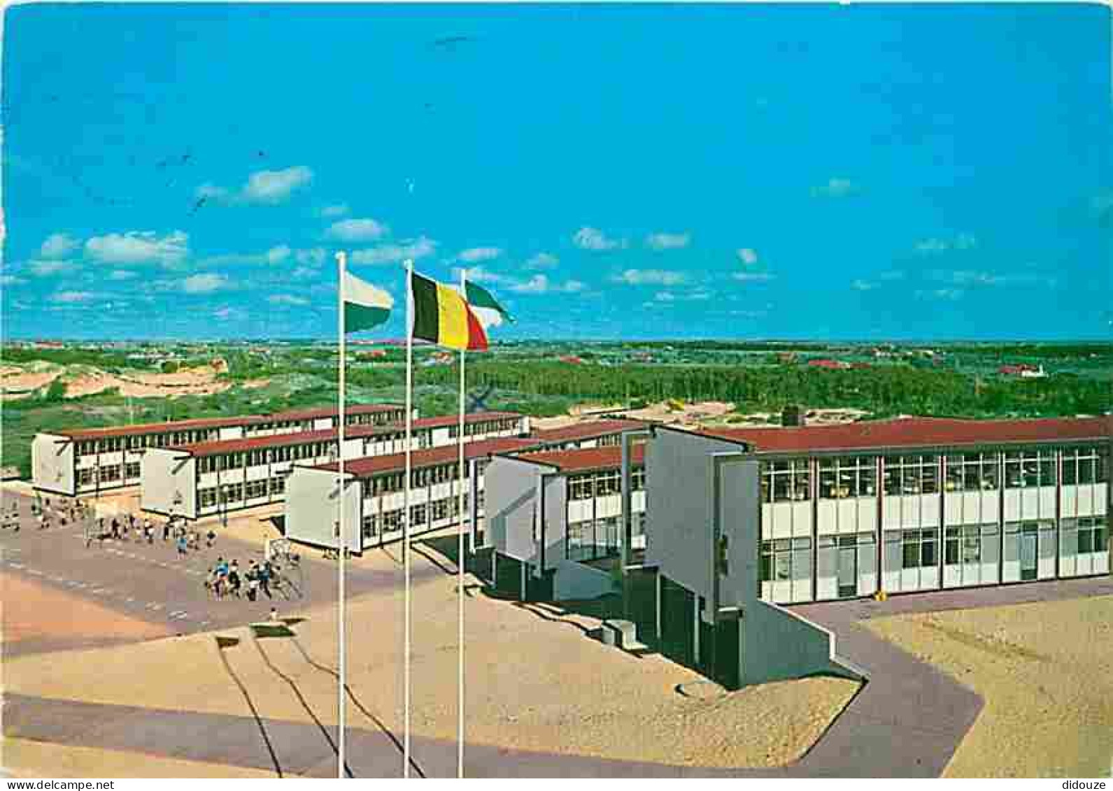 Belgique - Oostduinkerke - Mont Des Dunes - Home Des Mutualités Neutres - CPM - Voir Scans Recto-Verso - Oostduinkerke