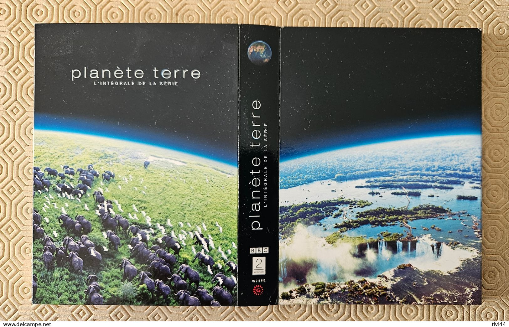 COFFRET 4 DVD 11 ÉPISODES - PLANÈTE TERRE - Reise