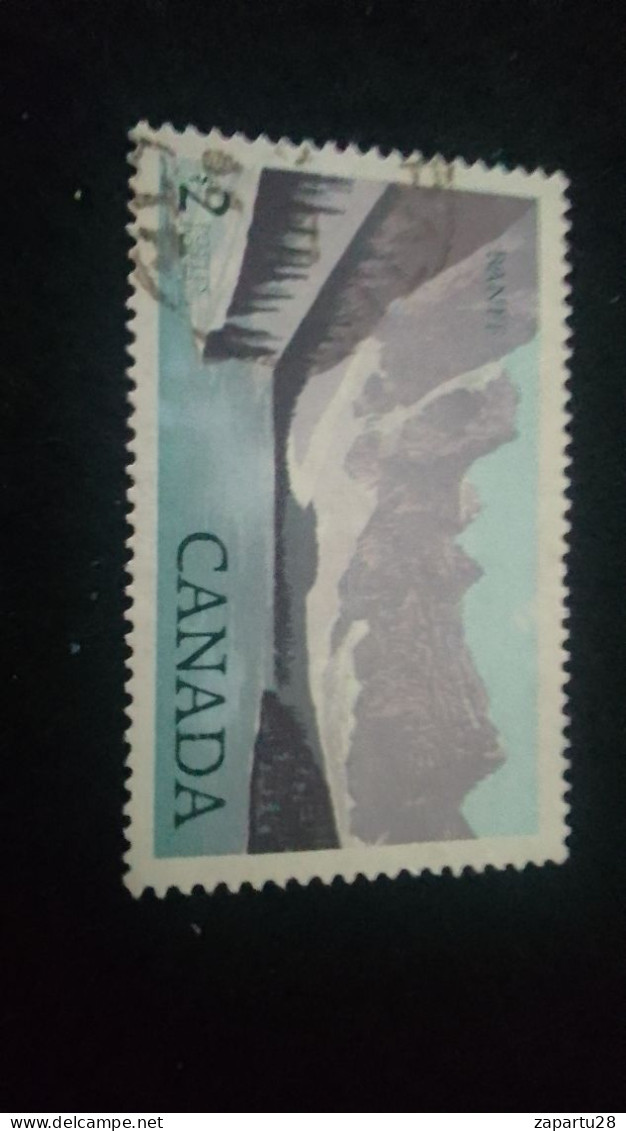 KANADA- 1970-80     2  $ - Gebruikt