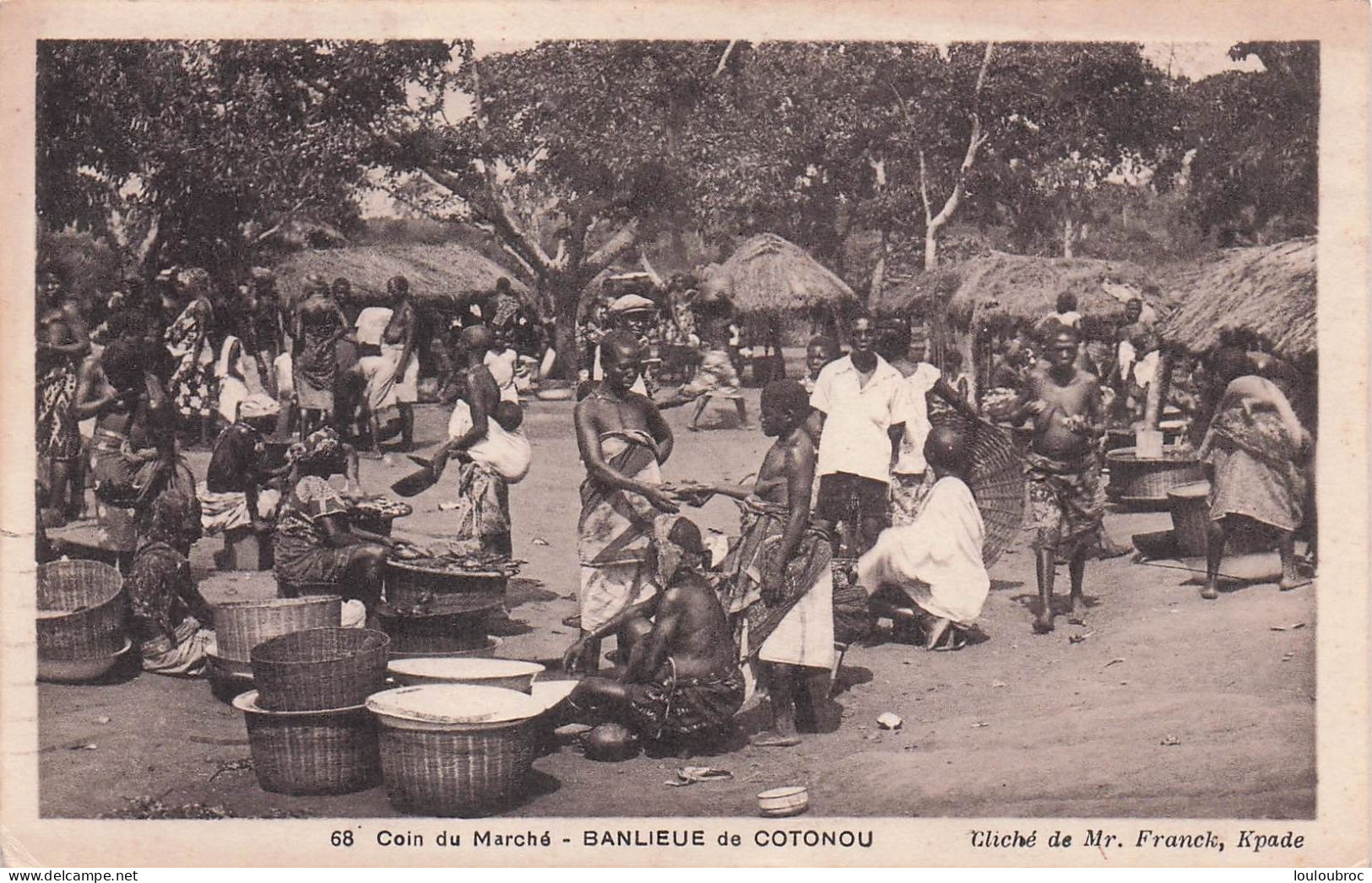 BANLIEUE DE COTONOU COIN DU MARCHE - Benin