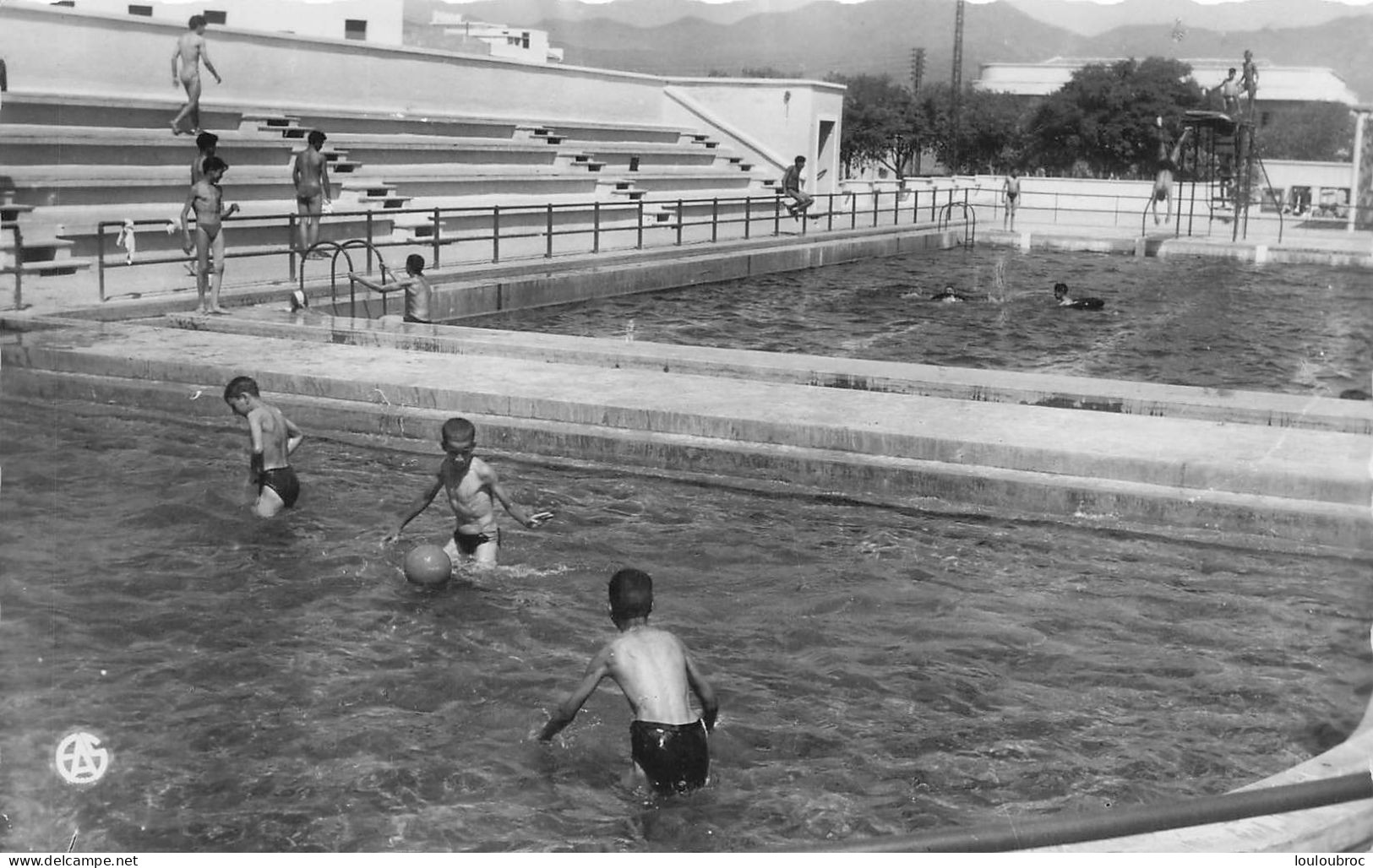 BATNA LA PISCINE MUNICIPALE - Batna