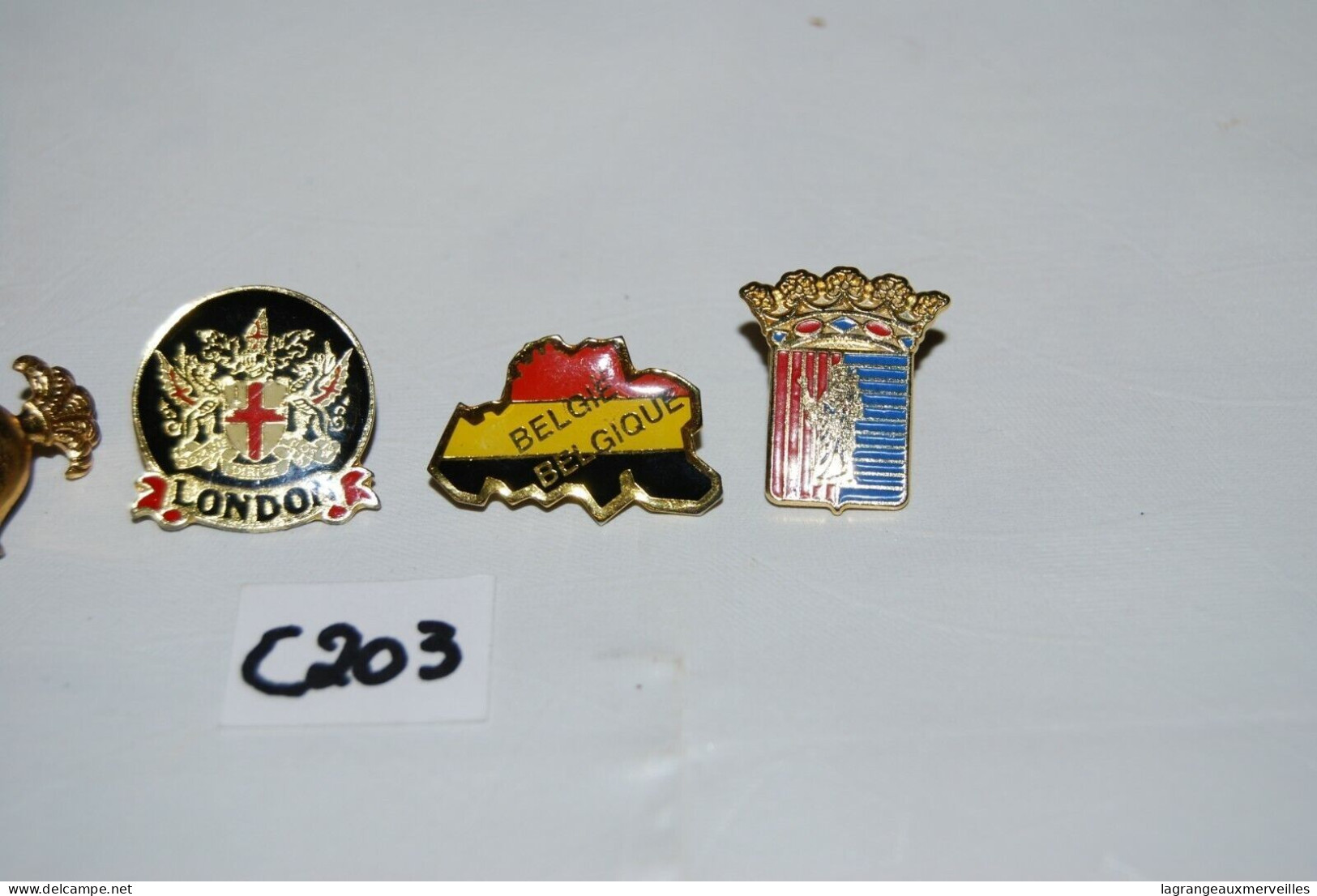C203 5 Anciens Pins Vintage - Sin Clasificación