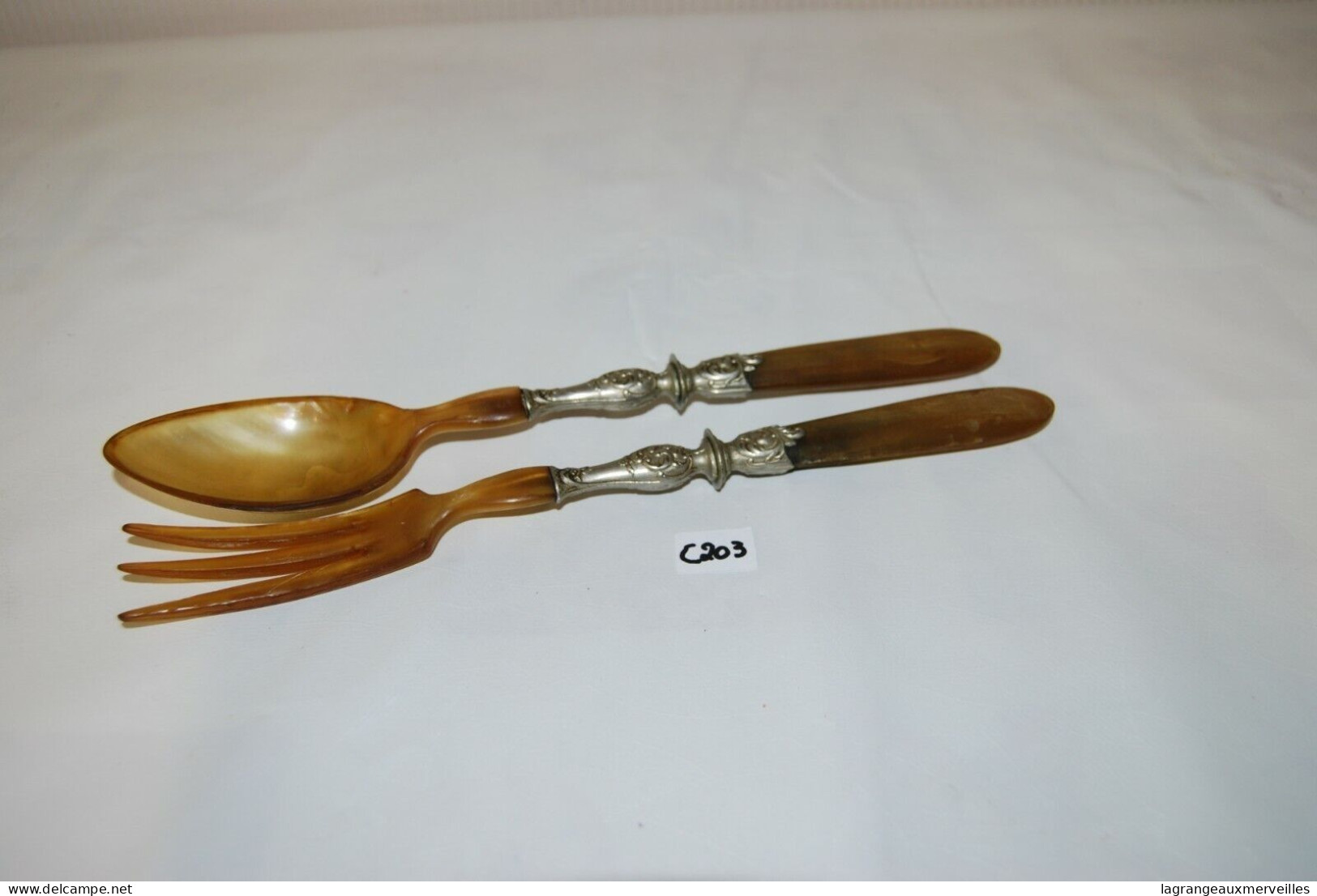 C203 Ancien Couvert A Salade - Corne_couvert De Table - Spoons