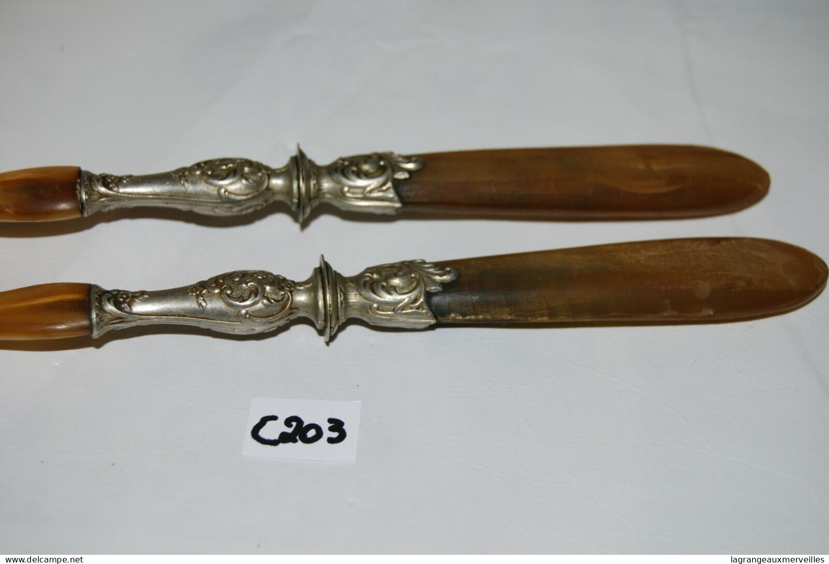 C203 Ancien Couvert A Salade - Corne_couvert De Table - Cucharas