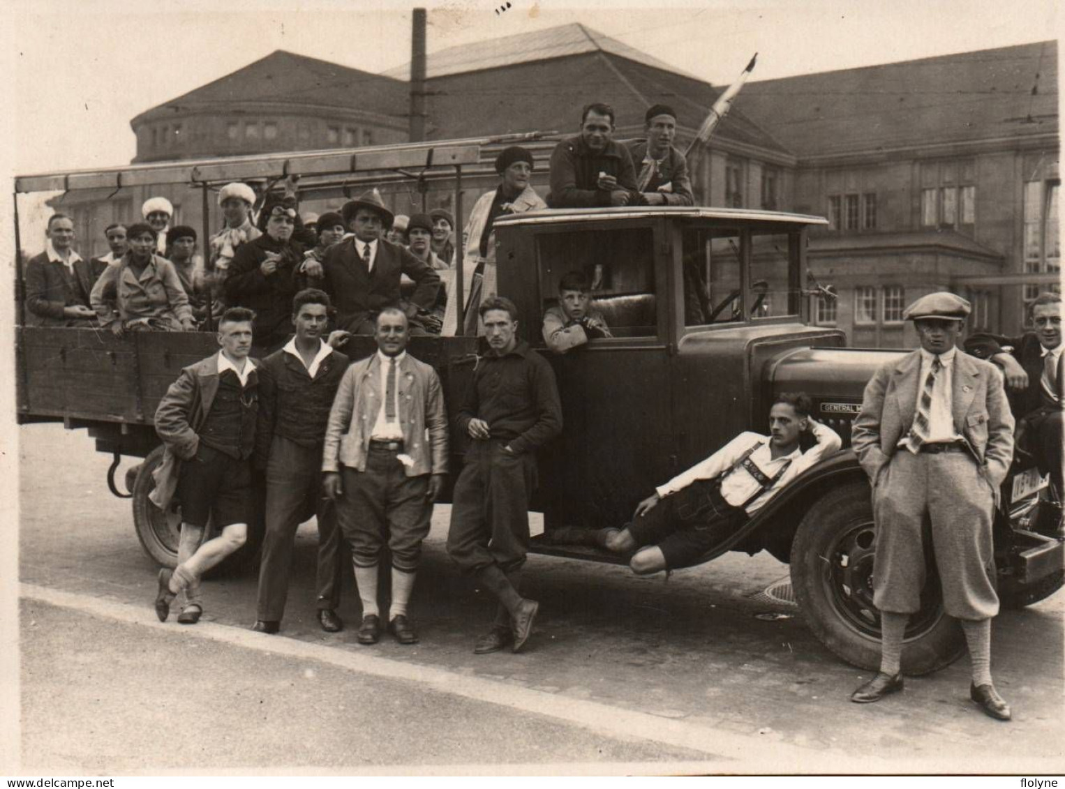 Automobile - Photo Ancienne Originale - Camion GENERAL MOTORS , à Bâle Basel Suisse - Automobile - 11x8,5 Cm - Transporter & LKW