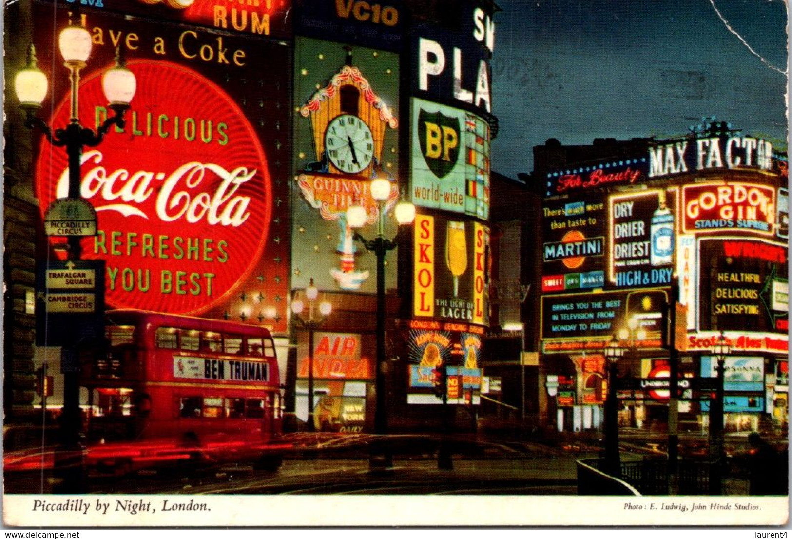 20-3-2024 (3 Y 31) UK (posted To France 1976) Picadilly Circus Coca Cola Sign  - Retour A L'Envoyeur (RTS) No Stamp ! - Piccadilly Circus