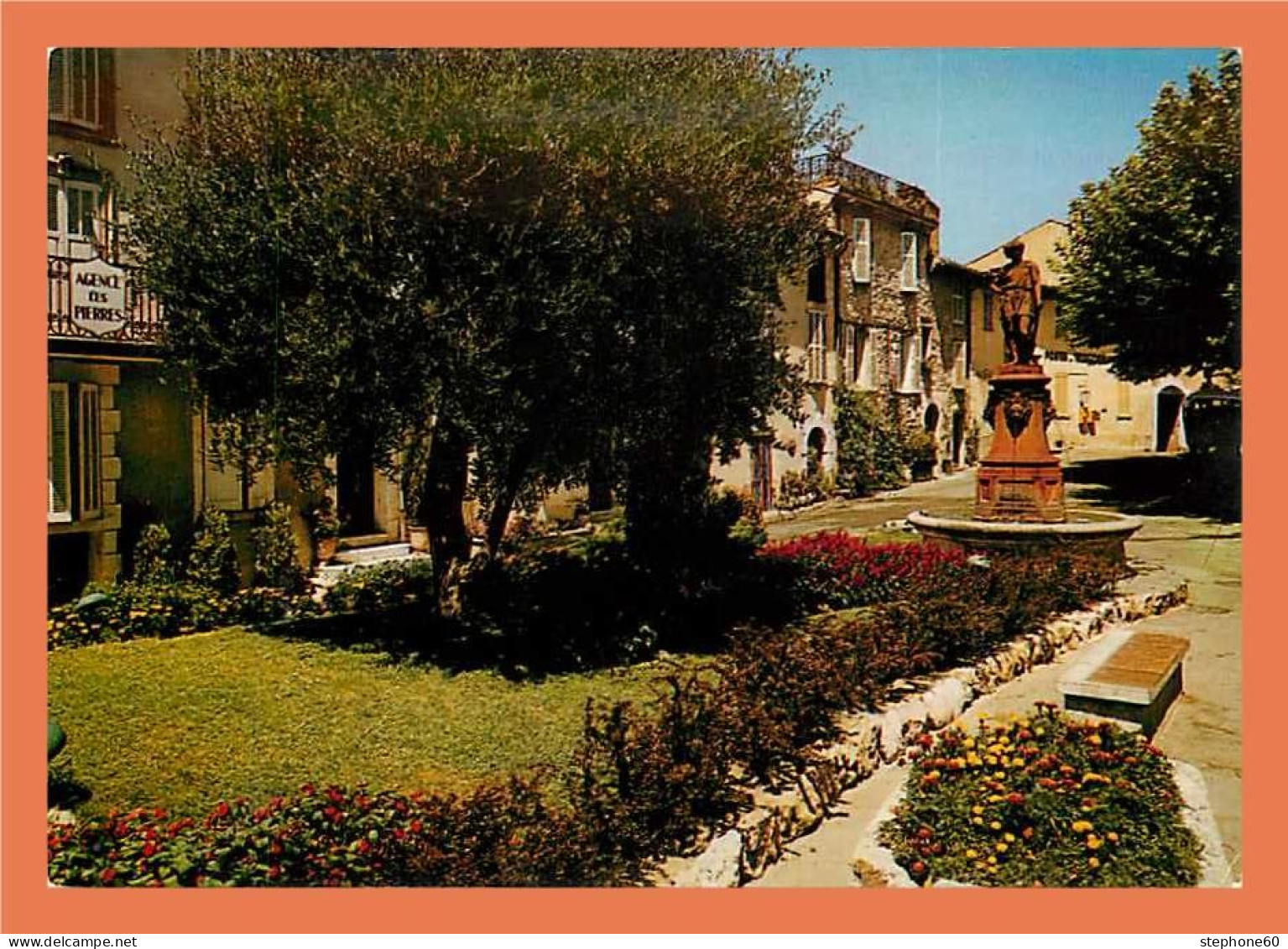 A185 / 417 06 - MOUGINS - Place De La Mairie - Mougins