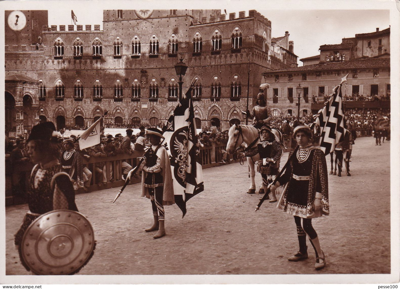 SIENA PALIO CORTEO COMPARSA DI UNA CONTRADA - Siena