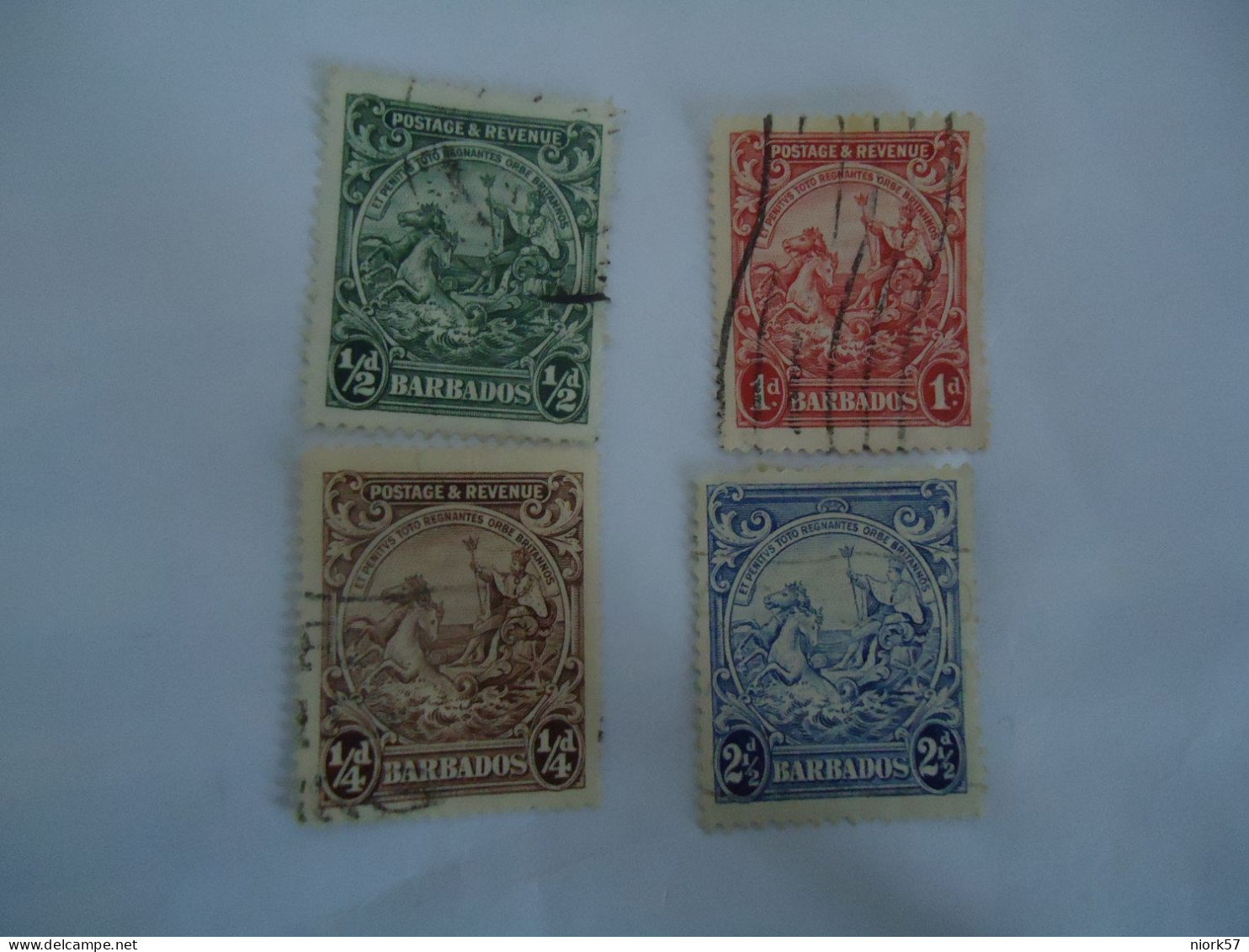 BARBADOS  USED 4 STAMPS ARMS 1925 1938 - Barbados (1966-...)