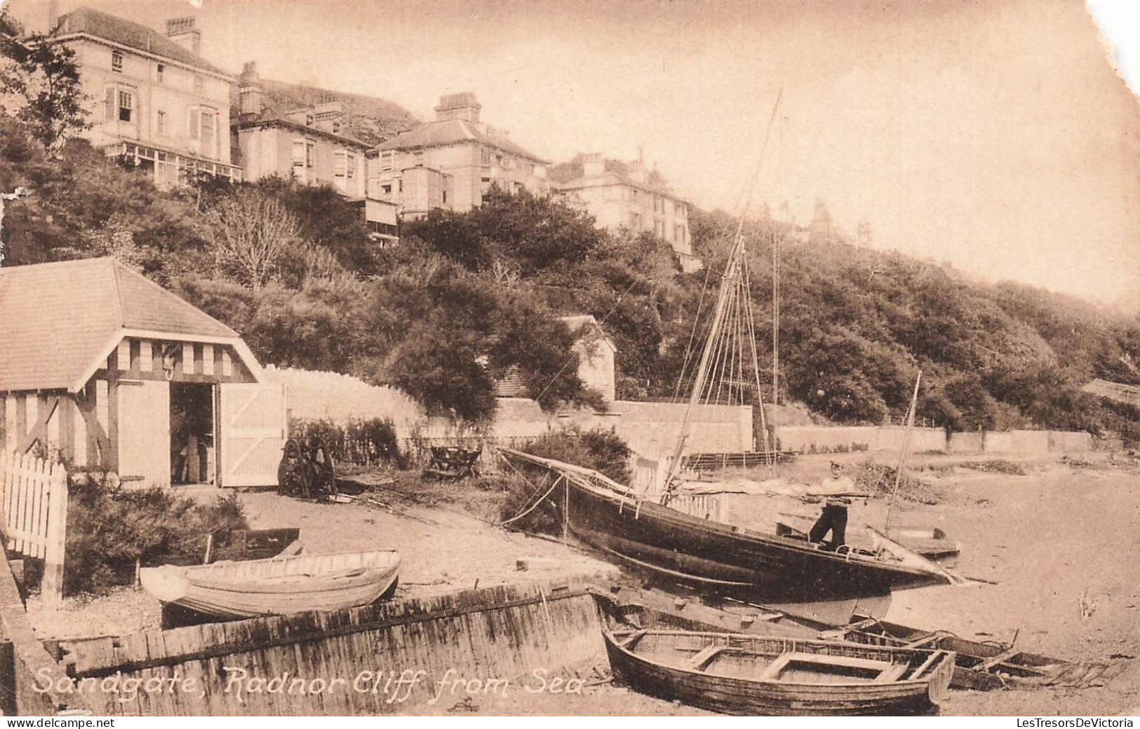 ROYAUME-UNI - Sandgate Radnor Cliff From Sea - Vue Sur La Plage - Des Bateaux - Carte Postale Ancienne - Folkestone