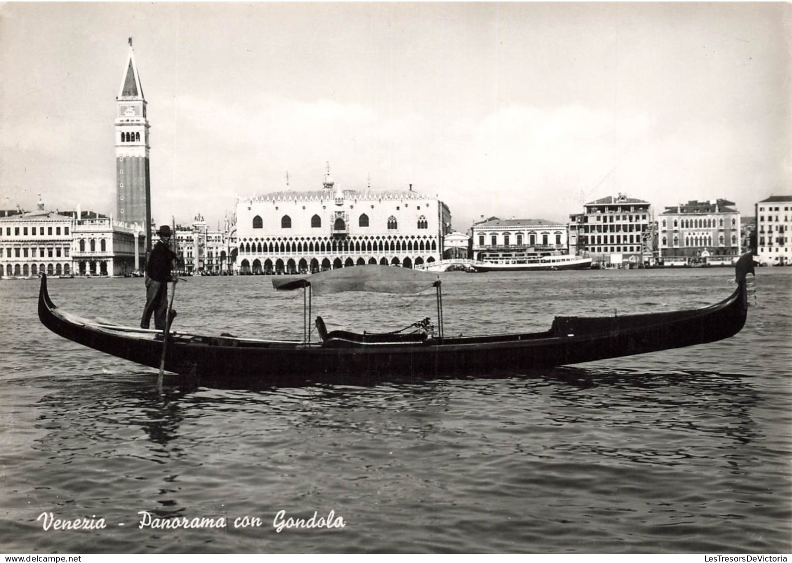 ITALIE - Venezia - Panorama Con Gondola - Carte Postale - Venezia