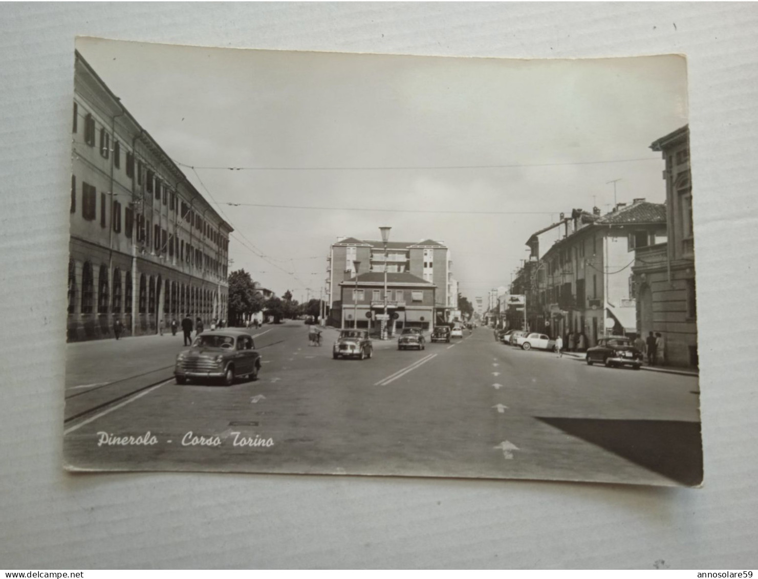 CARTOLINE: PINEROLO - CORSO TORINO (MOVIMENTATA) - NON VIAGGIATA - F/G - B/N - LEGGI - Rivoli