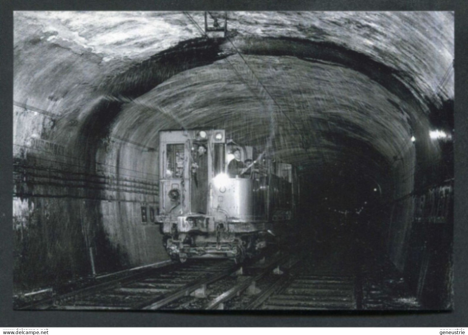 Photo-carte Moderne Métro Parisien "Désinfection Tunnel Du Métro De Paris - Années 50" - Metropolitana