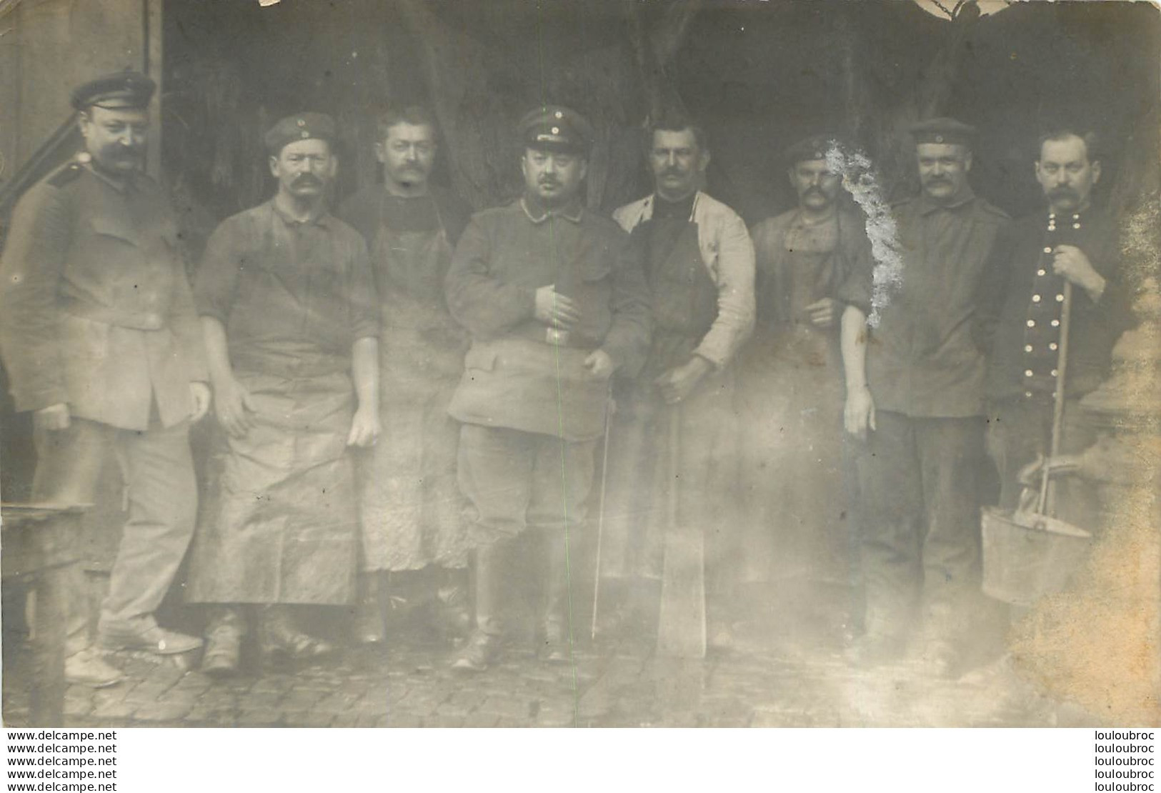 FURTH CARTE PHOTO  SOLDATS  ALLEMANDS  1916 VOIR LES DEUX SCANS - Furth