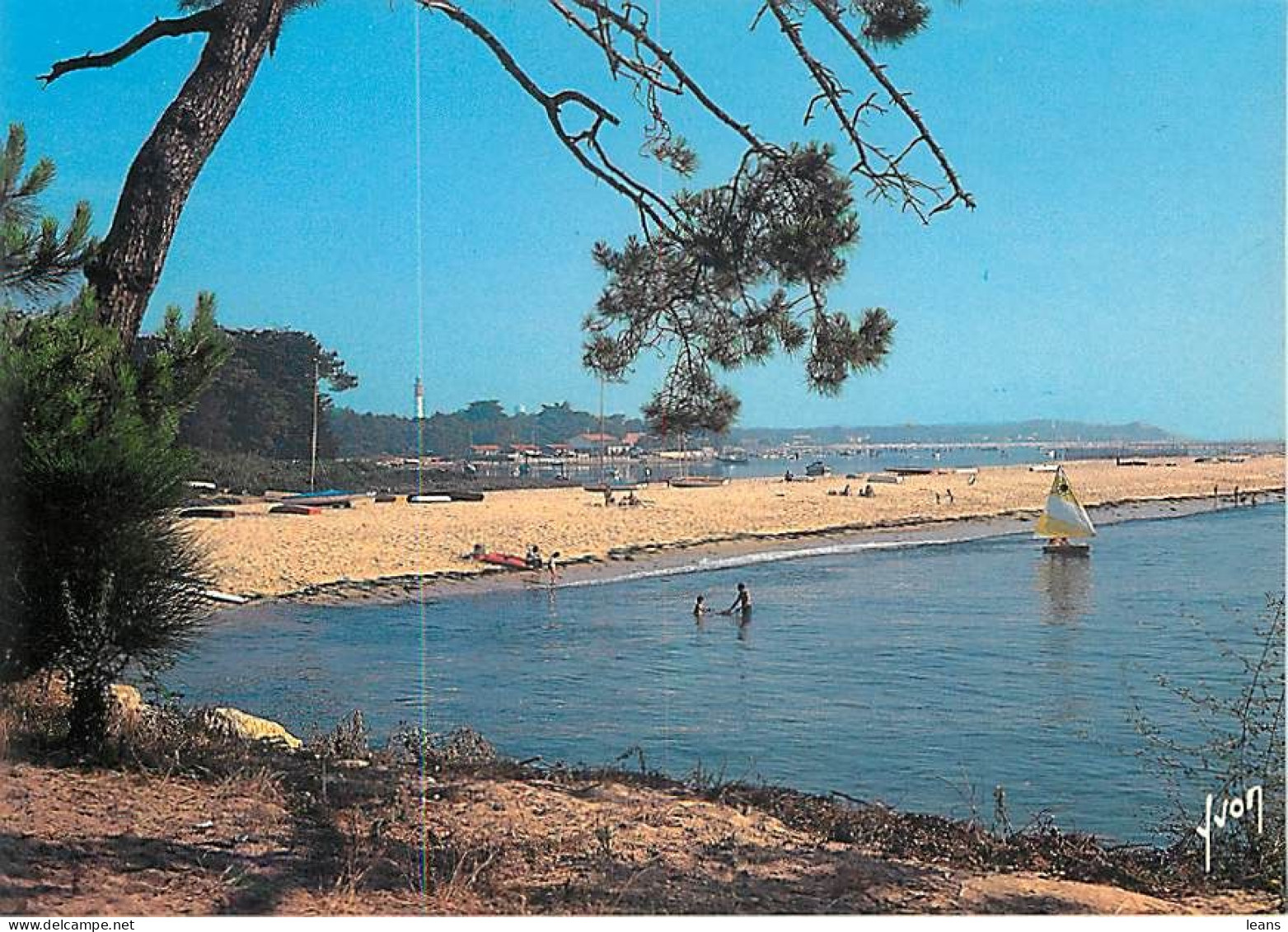 DEPARTEMENT DE LA GIRONDE (33)  - LOT DE 110 CARTES POSTALES SEMI-MODERNES