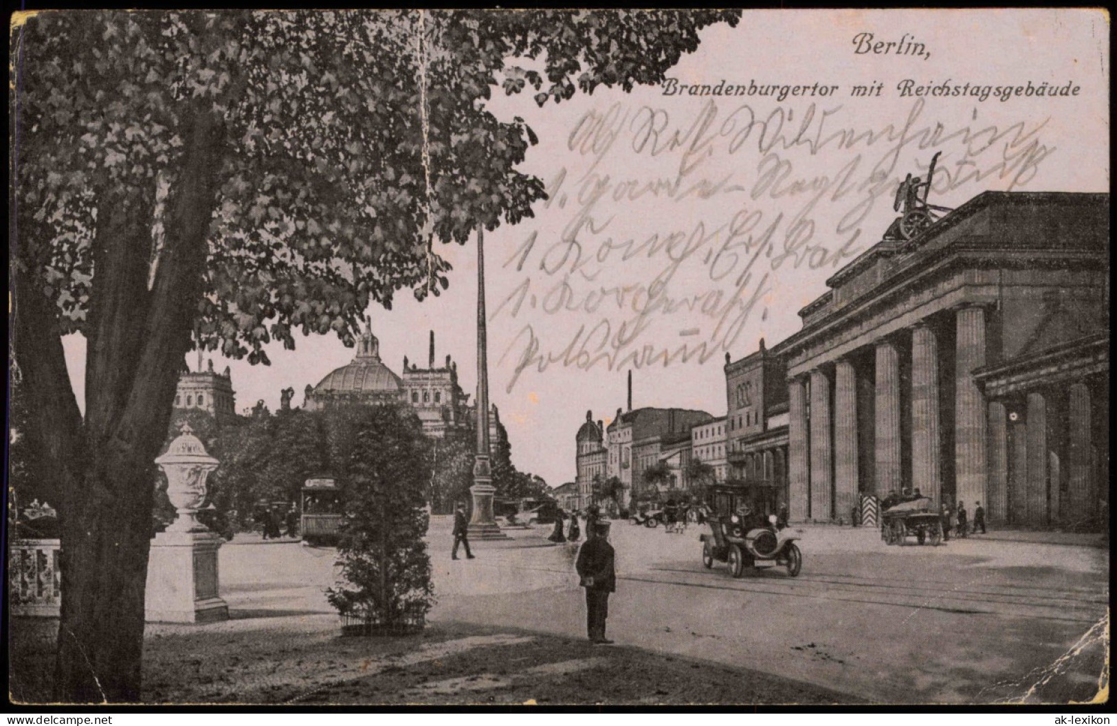 Ansichtskarte Mitte-Berlin Brandenburger Tor, Seitenansicht Straße 1917 - Brandenburger Door