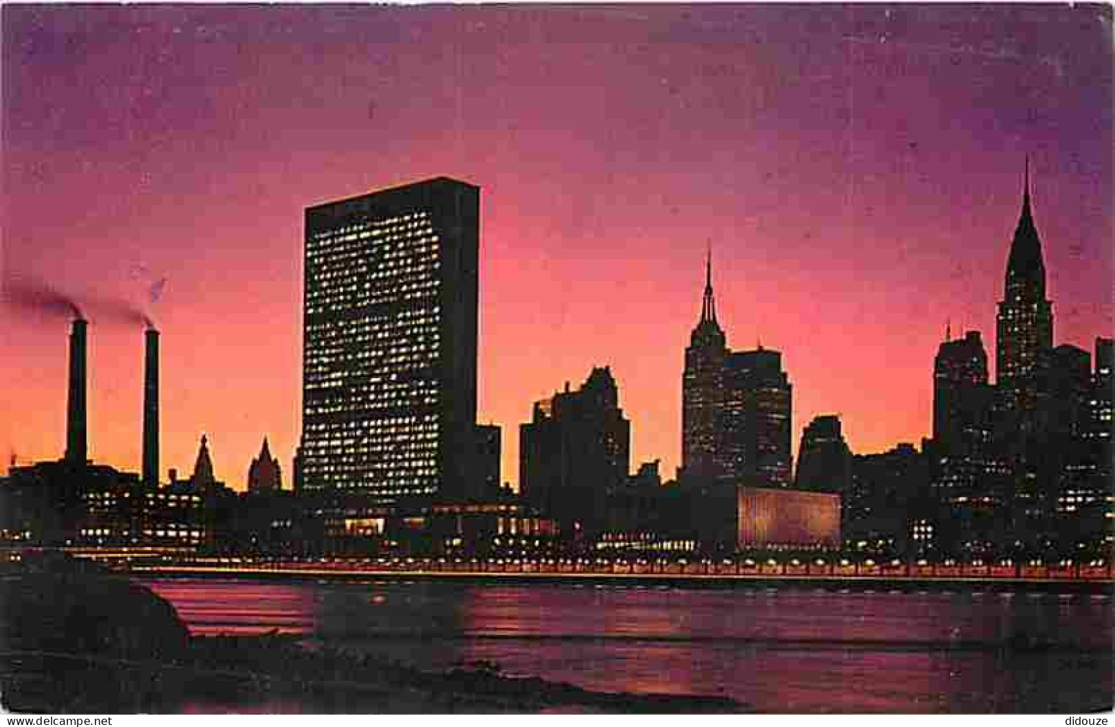 Etats Unis - New York - Twilight View Mid-Manhattan Skyline - CPM - Voir Scans Recto-Verso - Manhattan