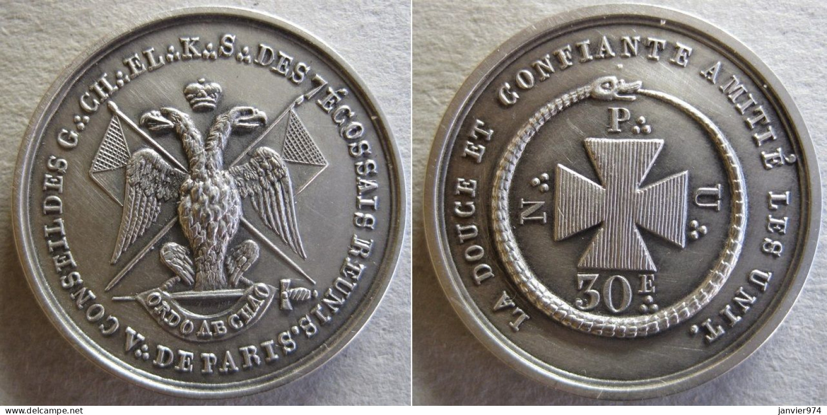 Franc Maçonnerie Jeton En Argent, Orient De Paris, Loge Les Sept Écossais Réunis, Aigle Bicéphale, Numéroté 101 / 500 - Professionals/Firms