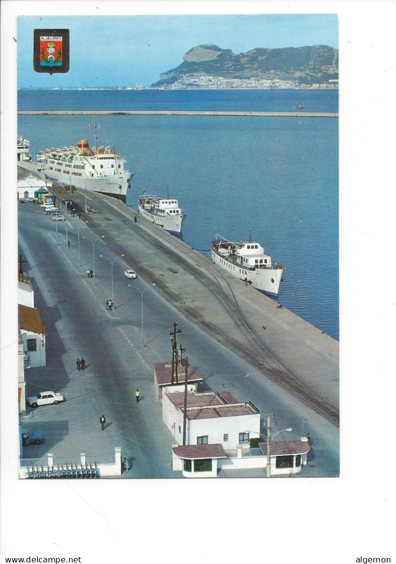 32120 - Algeciras Vue Du Port Au Fond Pefion De Gibraltar Navires - Cádiz