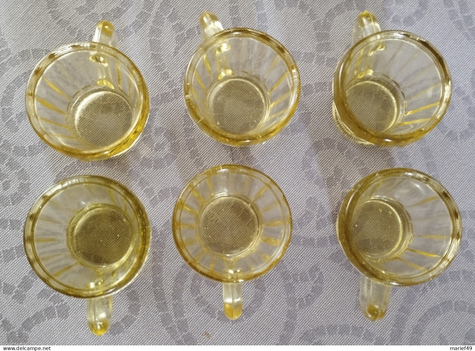 VERRES A LIQUEUR ANCIENS, VERRE TEINTÉ JAUNE - Art Nouveau / Art Deco