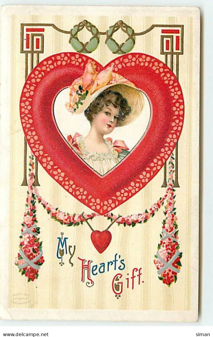 N°18177 - Carte Gaufrée - Clapsaddle - My Heart's Giff - Jeune Femme Dans Un Coeur - Saint-Valentin