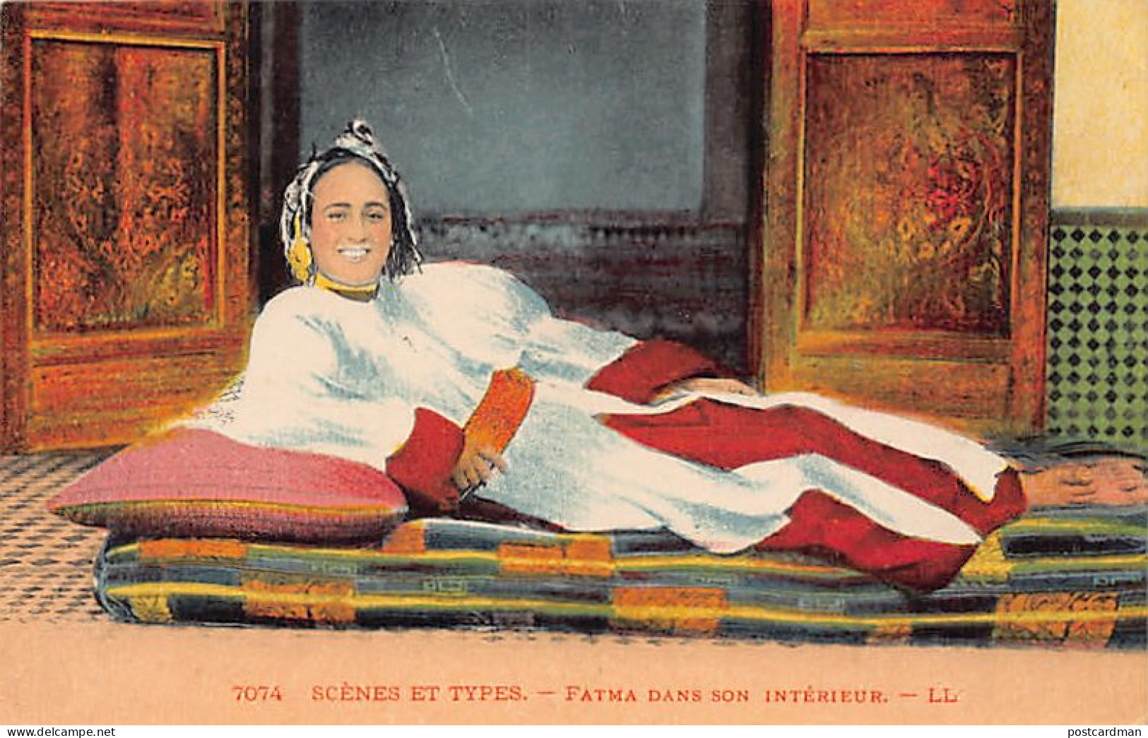 Algérie - Fatma Dans Son Intérieur - Ed. LL Lévy 7074 - Women